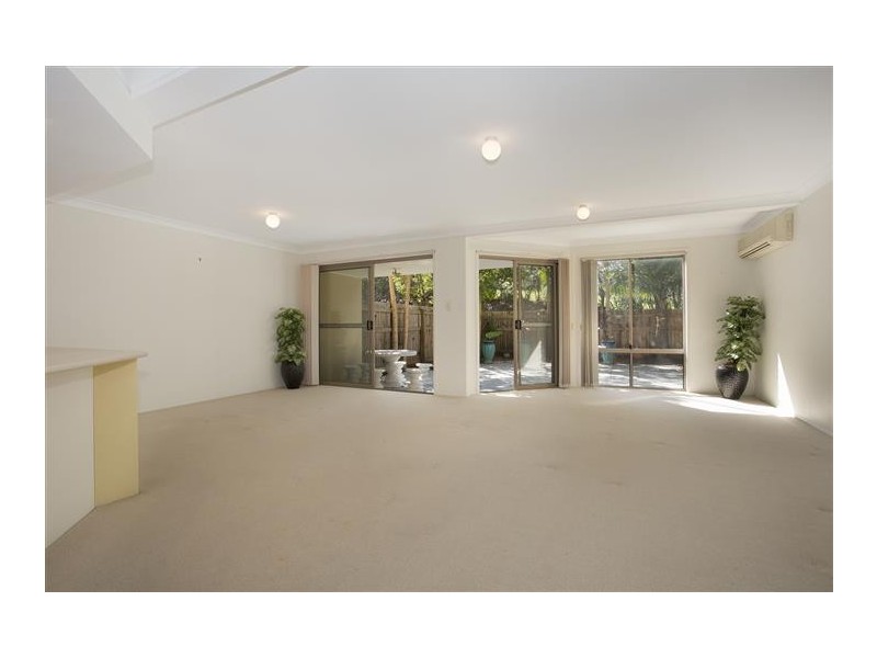 37/88 Cotlew Street, Southport QLD 4215