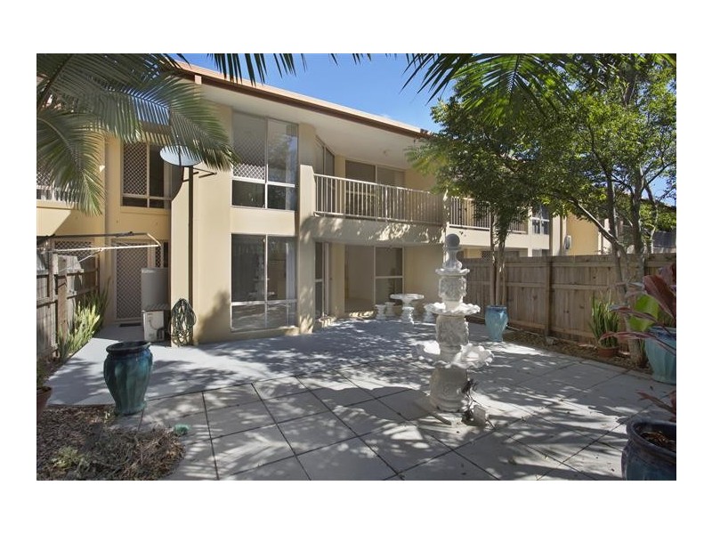 37/88 Cotlew Street, Southport QLD 4215