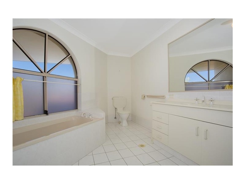 37/88 Cotlew Street, Southport QLD 4215