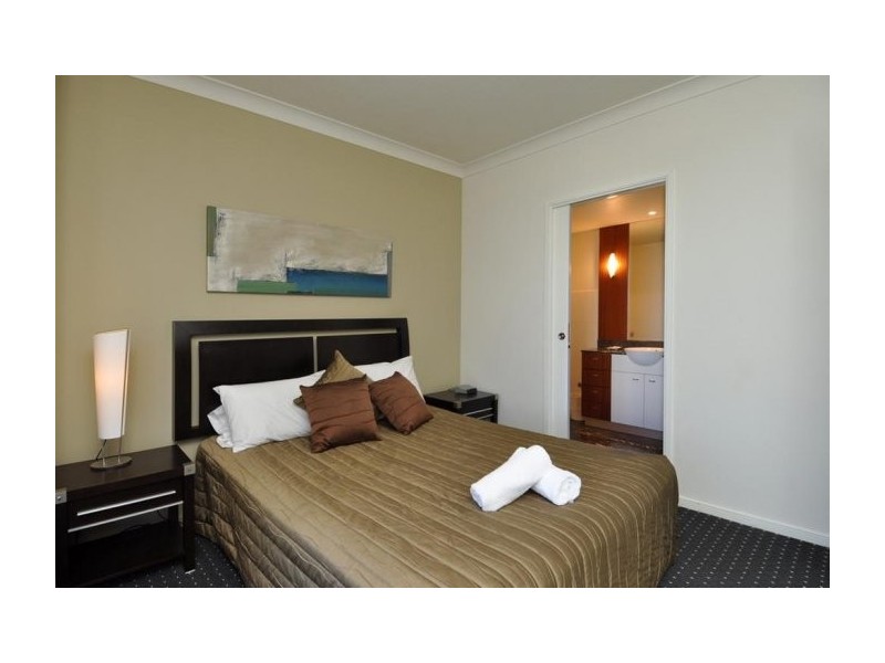1185/23 Ferny Avenue, Surfers Paradise QLD 4217