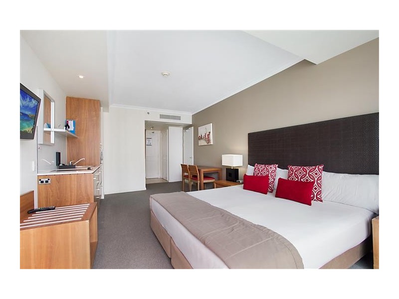 1405 and 1406/25 Laycock Street, Surfers Paradise QLD 4217
