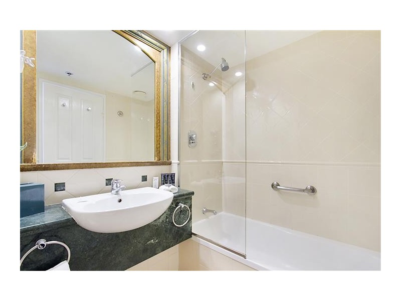 1405 and 1406/25 Laycock Street, Surfers Paradise QLD 4217