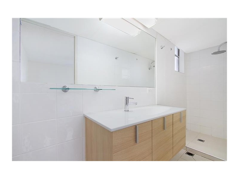 7/21 Clifford Street, Surfers Paradise QLD 4217