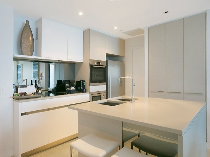 1004/4-14 The Esplanade, Surfers Paradise QLD 4217