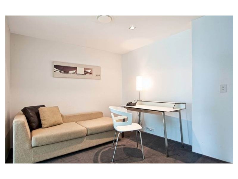 410/9 Hamilton Avenue, Surfers Paradise QLD 4217