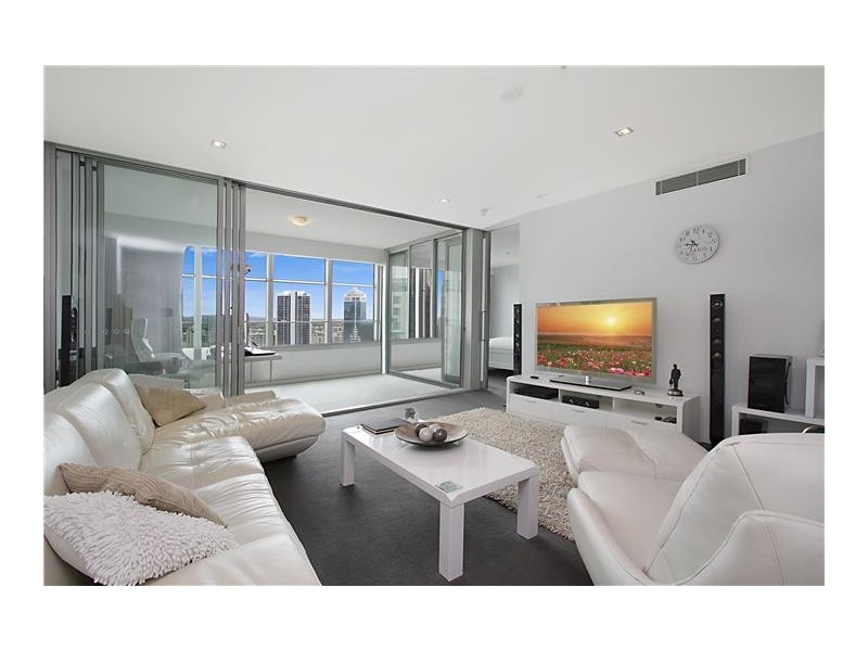 9 Hamilton Avenue, Surfers Paradise QLD 4217