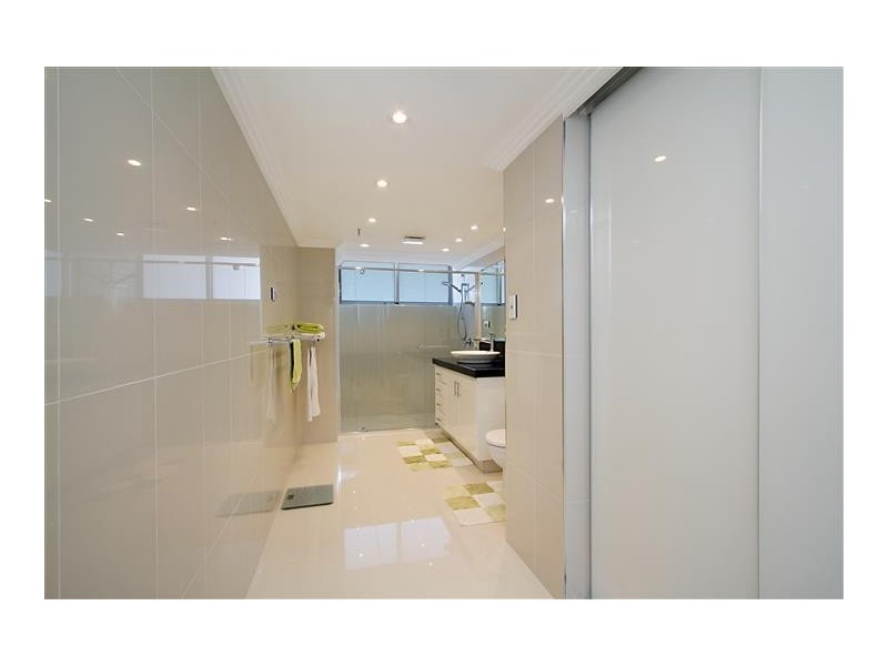 35A/5 Clifford Street, Surfers Paradise QLD 4217