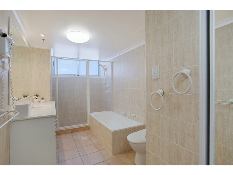 5 Clifford Street, Surfers Paradise QLD 4217