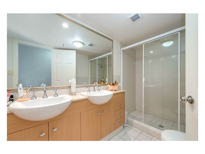 2633 Gold Coast Highway, Broadbeach QLD 4218