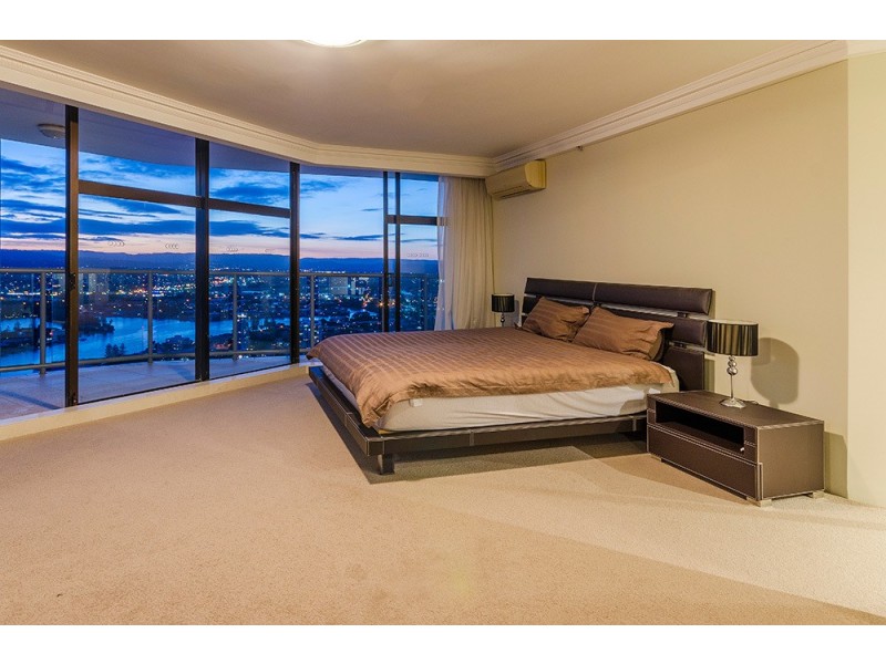 44L/5 Clifford Street, Surfers Paradise QLD 4217