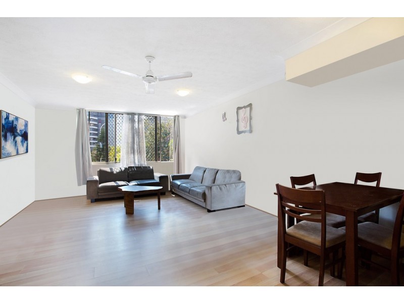 Unit 12 ‘Nelson Place’ 34 Rememberance Drive, Surfers Paradise QLD 4217