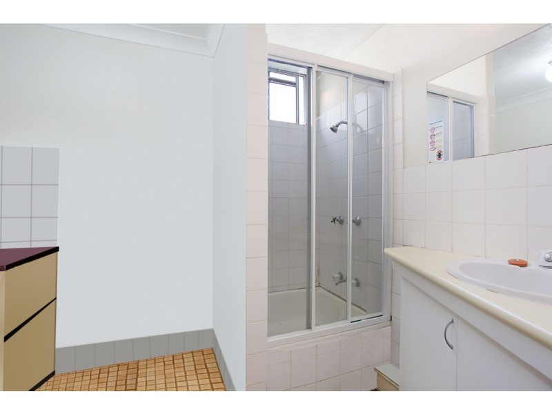 Unit 12 ‘Nelson Place’ 34 Rememberance Drive, Surfers Paradise QLD 4217