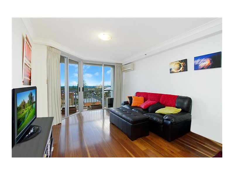 1064/2633 Gold Coast Highway, Broadbeach QLD 4218