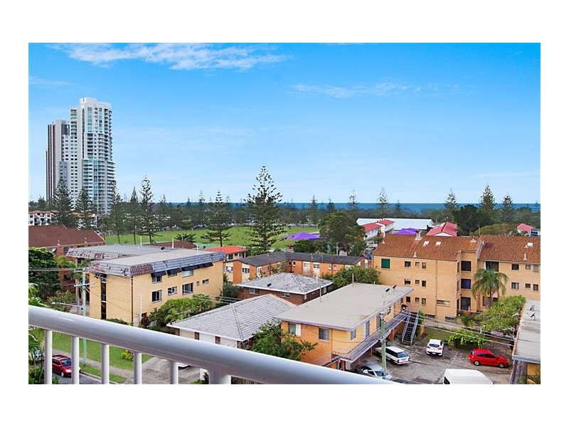 1064/2633 Gold Coast Highway, Broadbeach QLD 4218