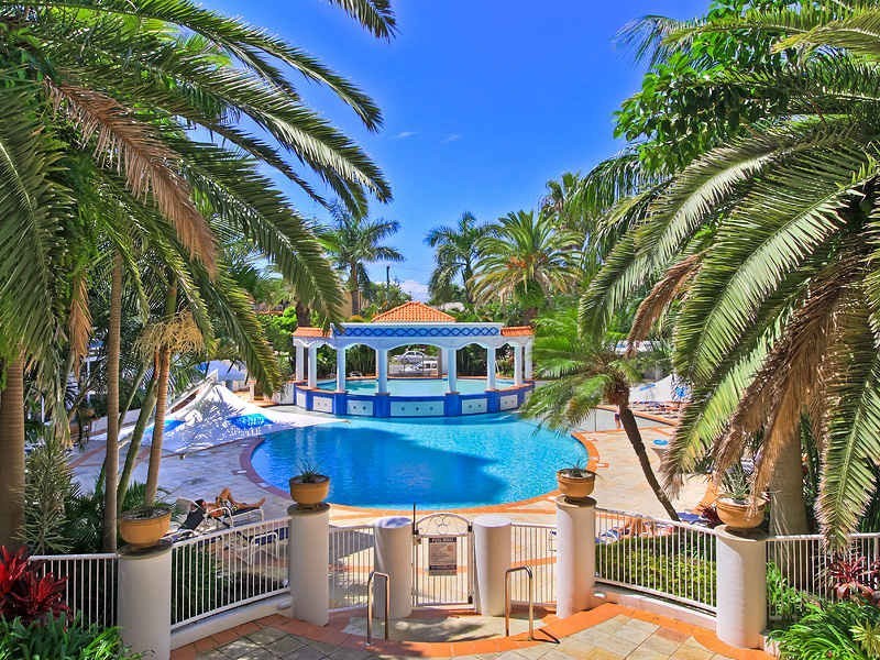 1064/2633 Gold Coast Highway, Broadbeach QLD 4218