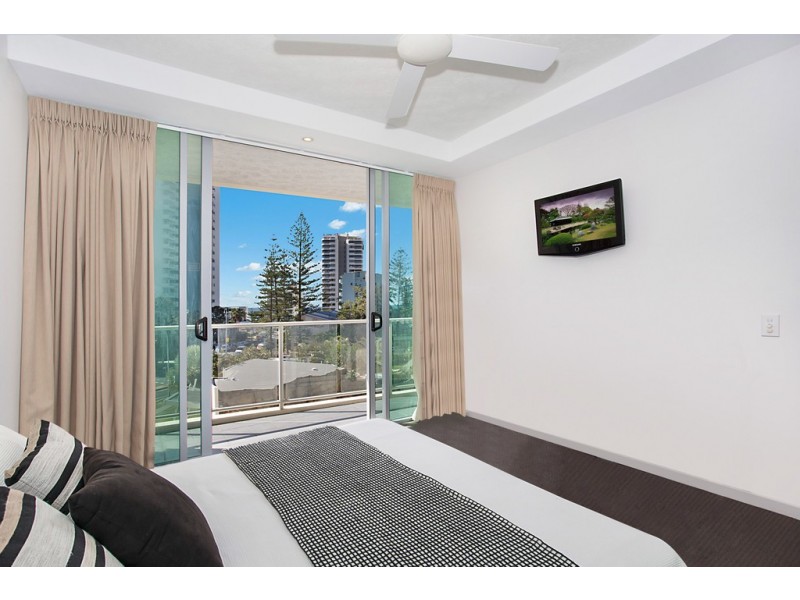 306/18 Fern Street, Surfers Paradise QLD 4217