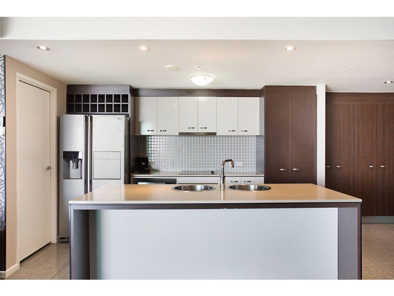607/18 Fern Street, Surfers Paradise QLD 4217