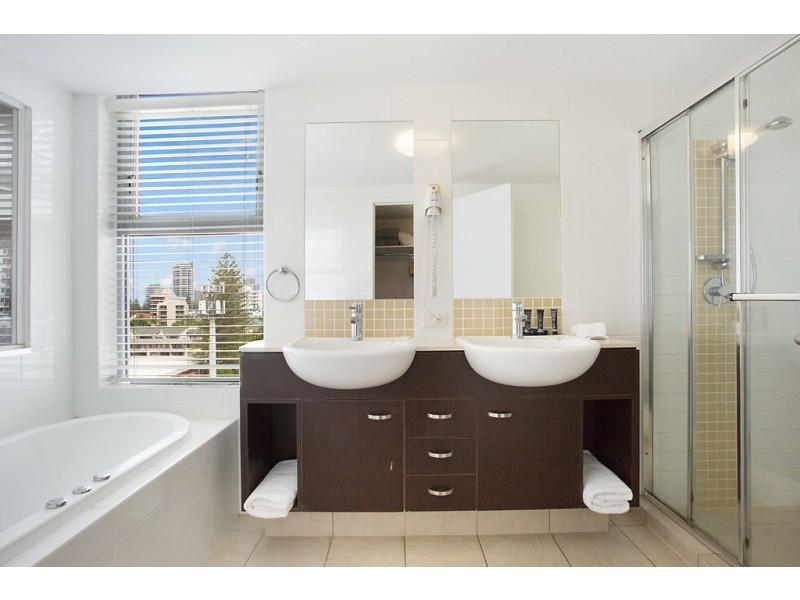 607/18 Fern Street, Surfers Paradise QLD 4217