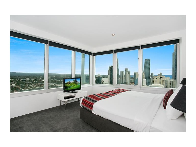 9 Hamilton Avenue, Surfers Paradise QLD 4217