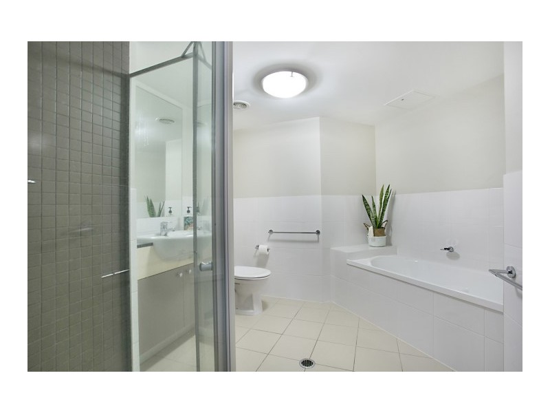 383/21 Cypress Avenue, Surfers Paradise QLD 4217