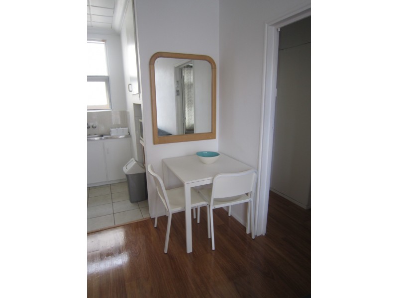 14 Paradise Island, Surfers Paradise QLD 4217