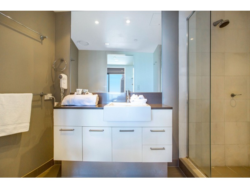 2204 ‘Artique’ 18 Enderley Avenue, Surfers Paradise QLD 4217