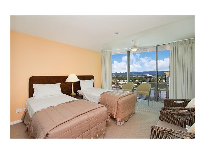 18 Fern Street, Surfers Paradise QLD 4217