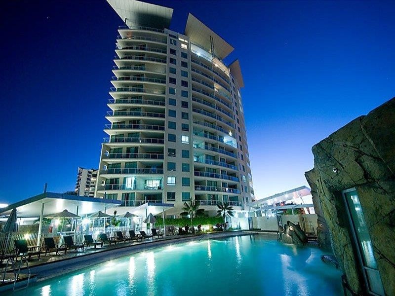 1108/18 Fern Street, Surfers Paradise QLD 4217