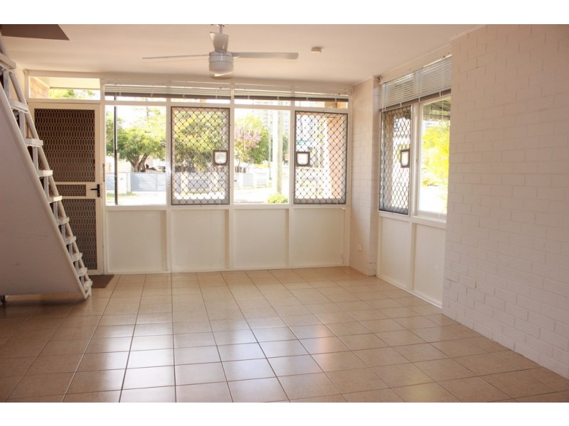 34 Stanhill Drive, Surfers Paradise QLD 4217