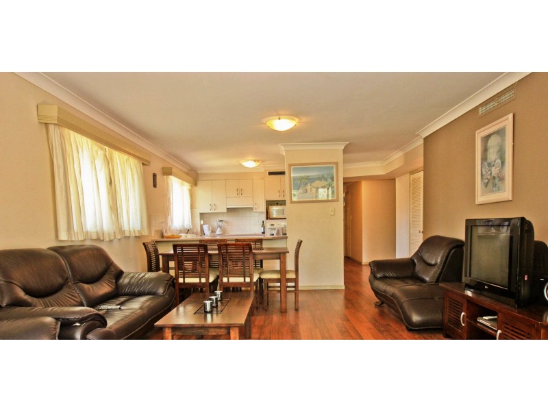 11/5 Old Burleigh Road, Surfers Paradise QLD 4217