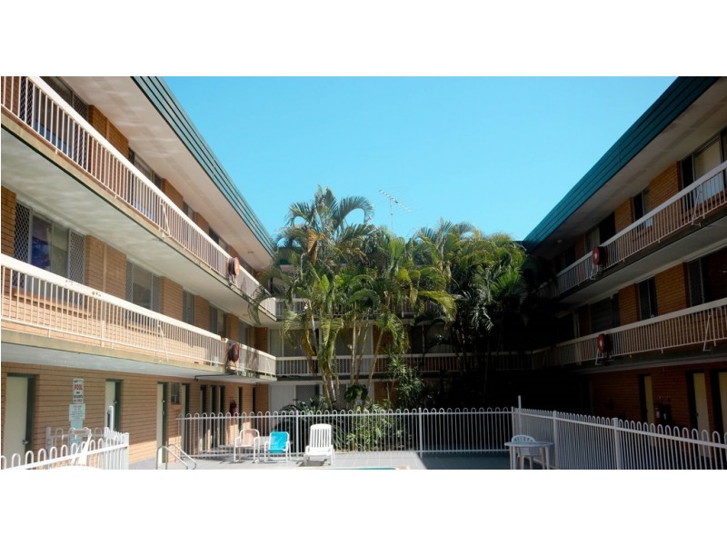 7-18/22 Tarcoola Cresent, Chevron Island QLD 4217