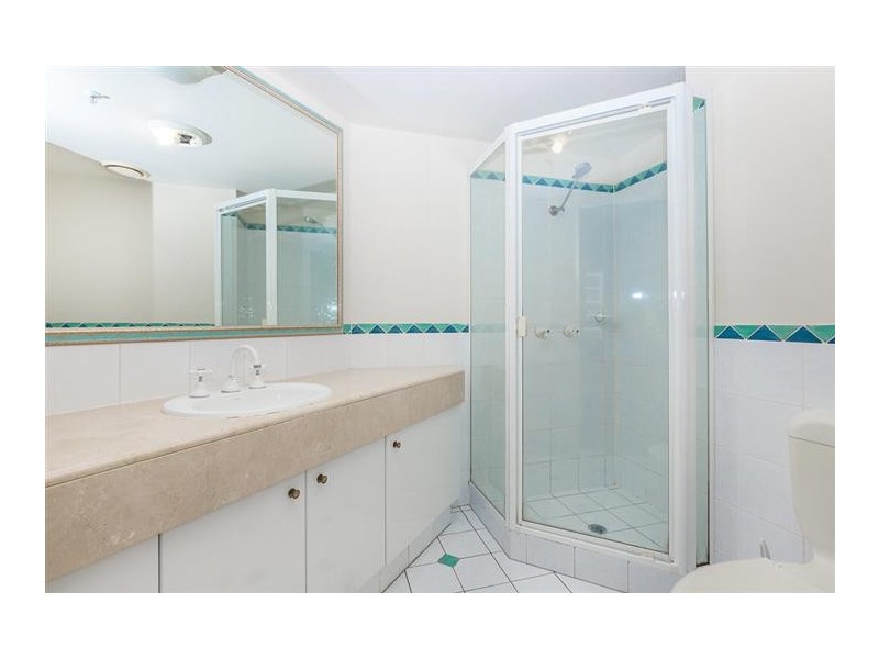6 View Avenue, Surfers Paradise QLD 4217