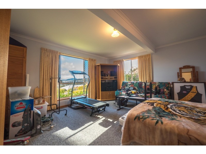 16 Rosanna Court, Claremont TAS 7011