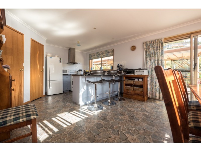 16 Rosanna Court, Claremont TAS 7011