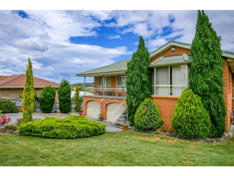 1 Beaujolais Court, Berriedale TAS 7011