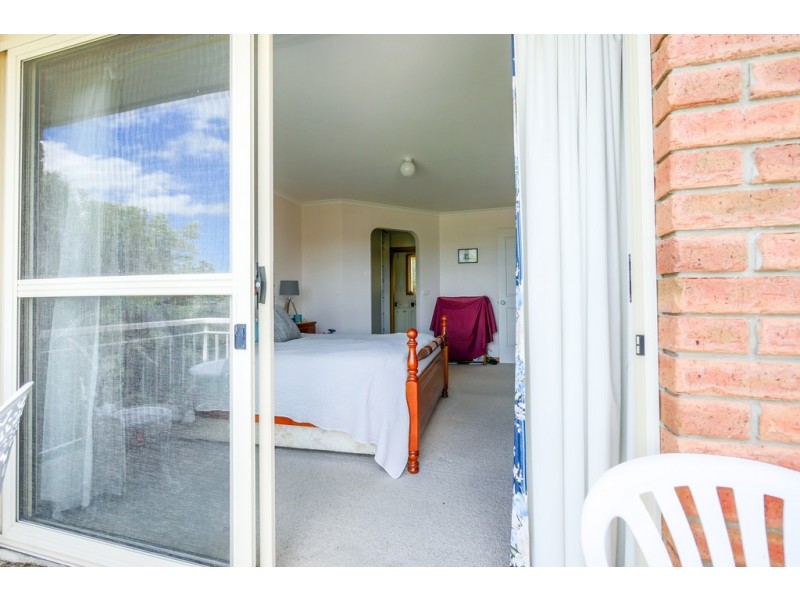 1 Beaujolais Court, Berriedale TAS 7011