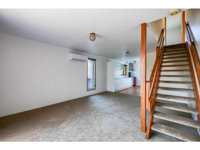 1/60 Central Avenue, Moonah TAS 7009