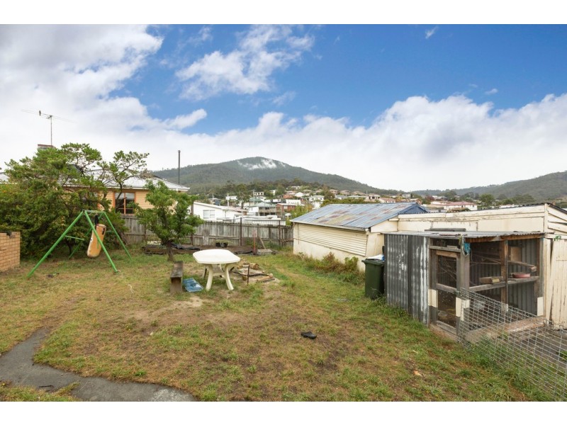 1 Beenak Street, Chigwell TAS 7011