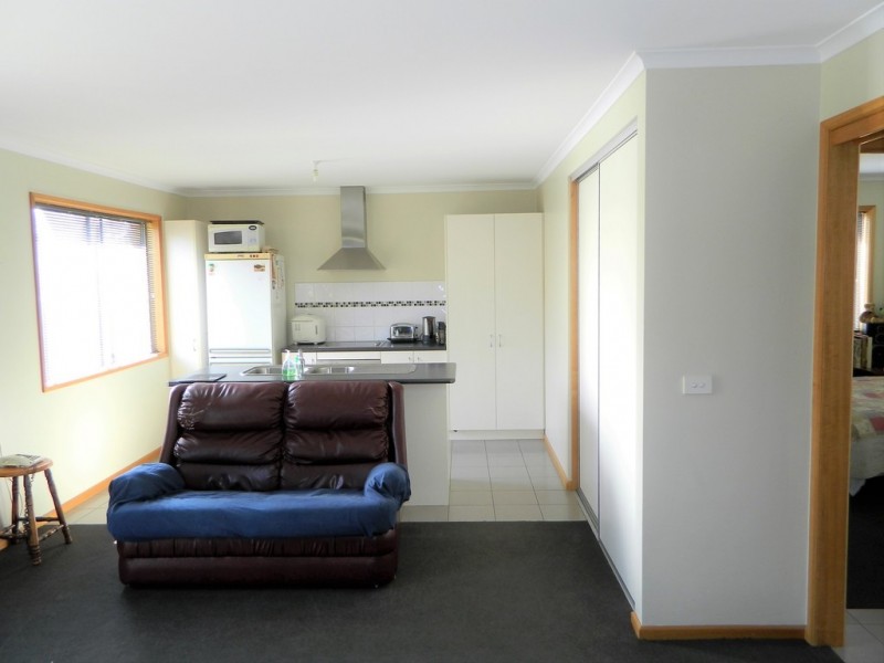 Unit A 8 Grey Street, New Norfolk TAS 7140