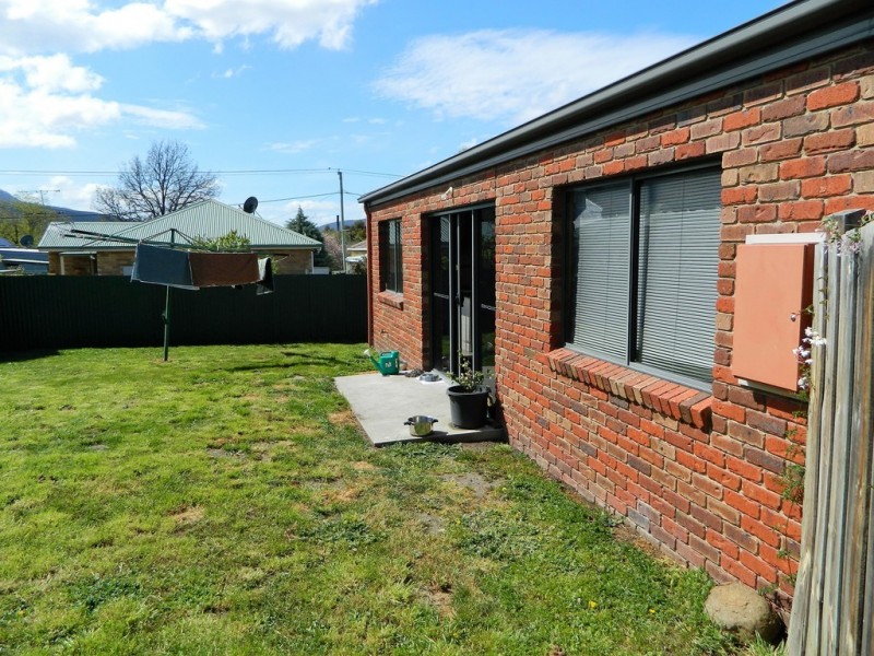Unit A 8 Grey Street, New Norfolk TAS 7140
