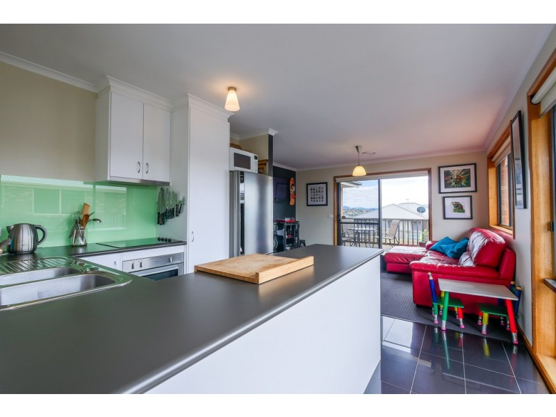 14 Coraki Street, Chigwell TAS 7011
