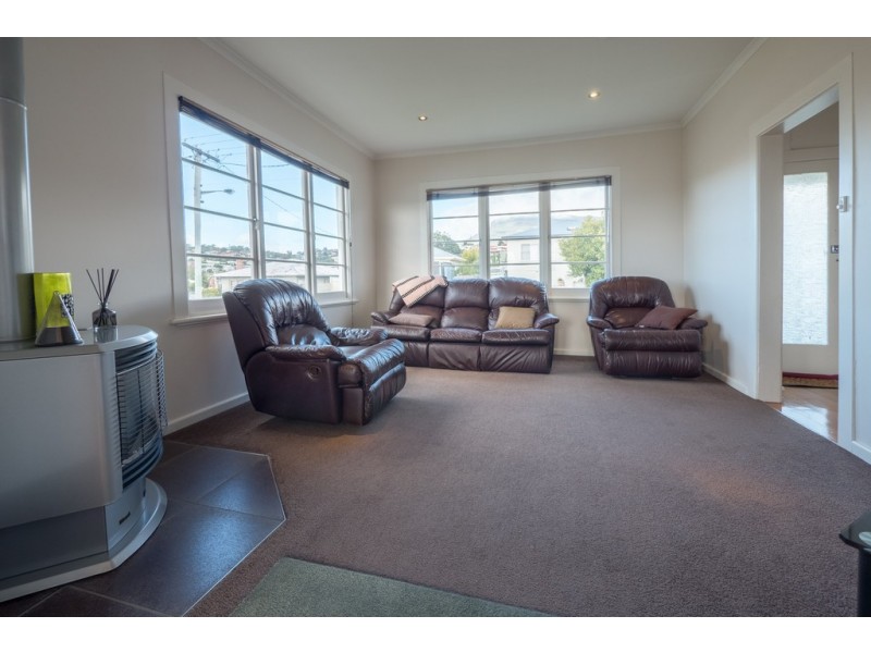 6 Milton Crescent, Moonah TAS 7009