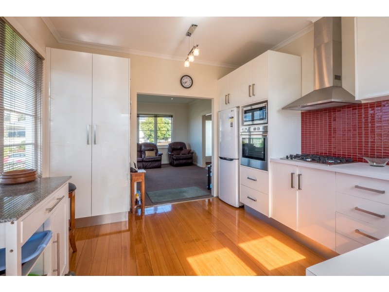 6 Milton Crescent, Moonah TAS 7009