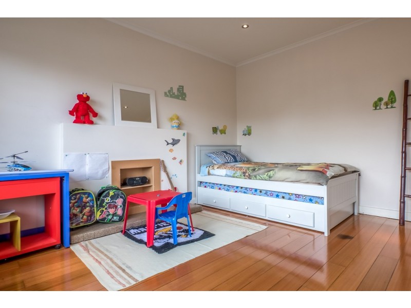 6 Milton Crescent, Moonah TAS 7009