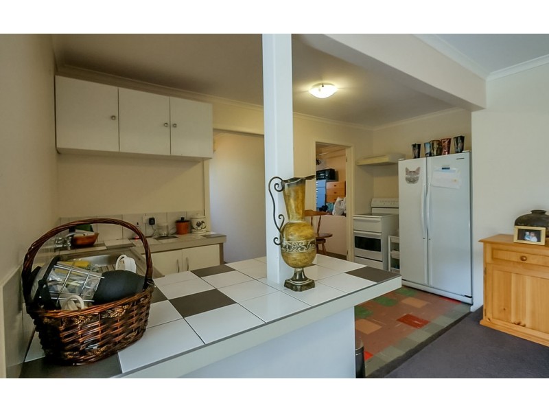 6 Milton Crescent, Moonah TAS 7009
