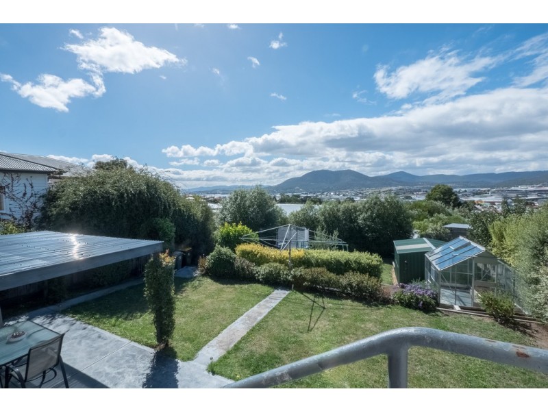 6 Milton Crescent, Moonah TAS 7009