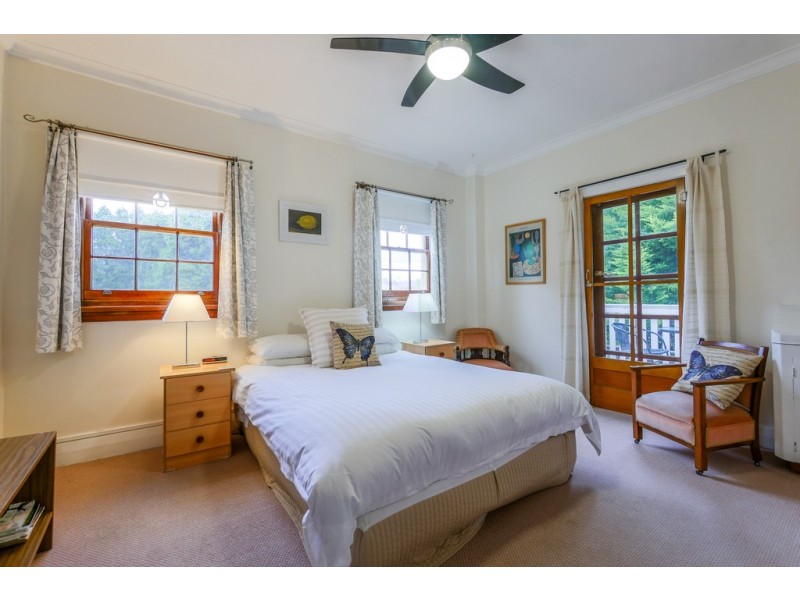 New Norfolk TAS 7140