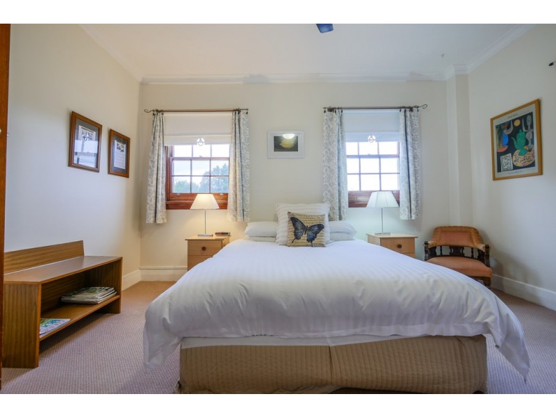 New Norfolk TAS 7140