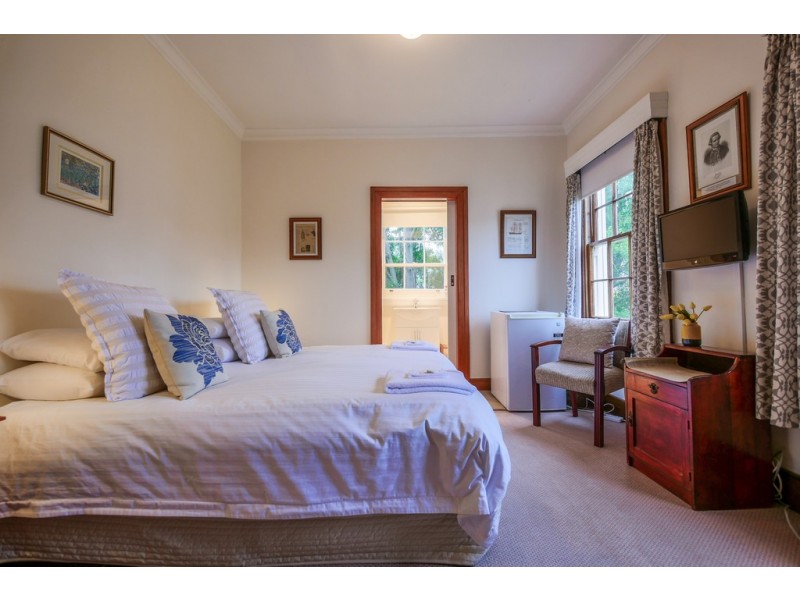 New Norfolk TAS 7140