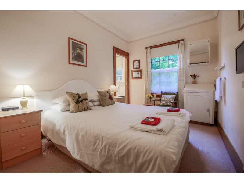 New Norfolk TAS 7140